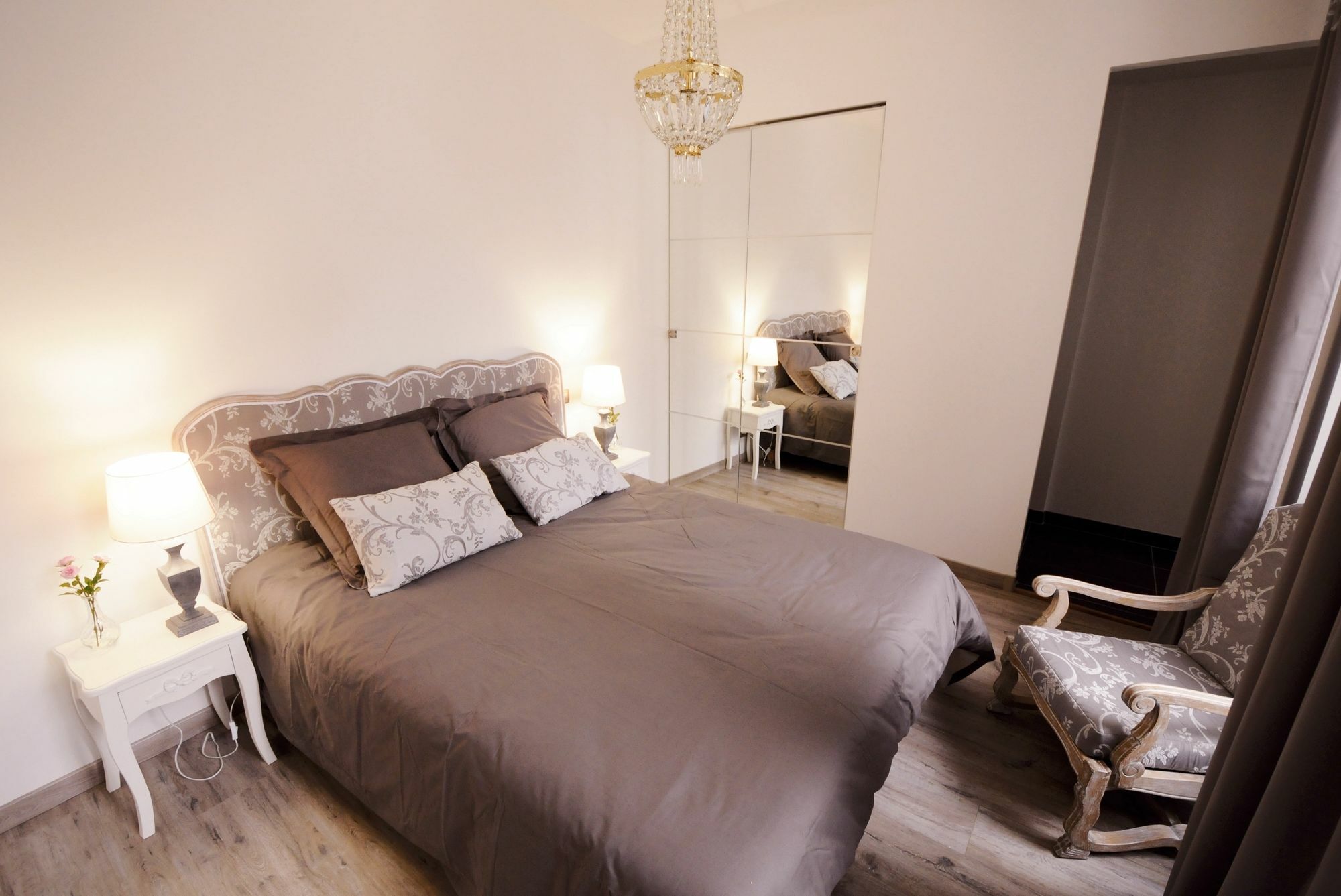 Le Beau Carnot - Appartement En Hypercentre De Beaune ボーヌ エクステリア 写真